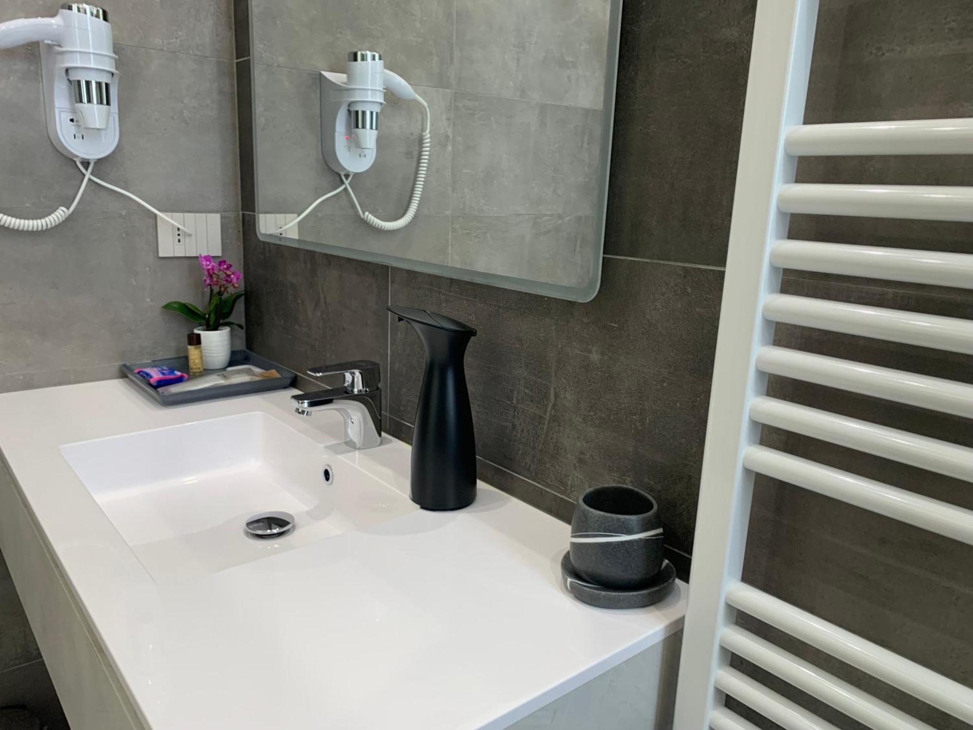 Ripa150 - Smart Apartament Milano - Prada Bocconi Ieo Ied Forum Assago Navigli Duomo15Min Экстерьер фото